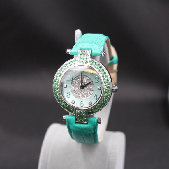 Tsavorite Diamond 3.21 Tcw. Unisex Luxury Watch